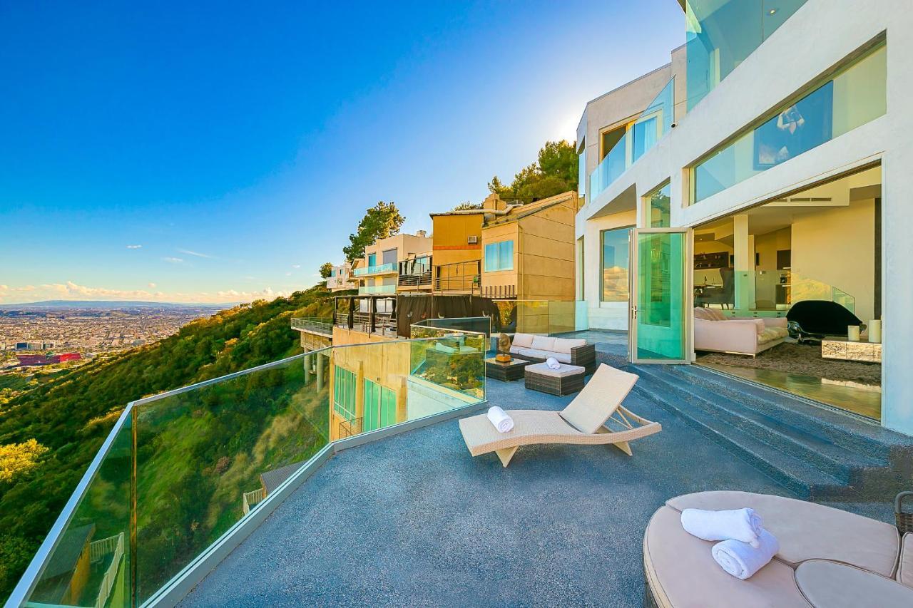 Pousada Hollywood Hills Modern Sanctuary-jaw Dropping View
