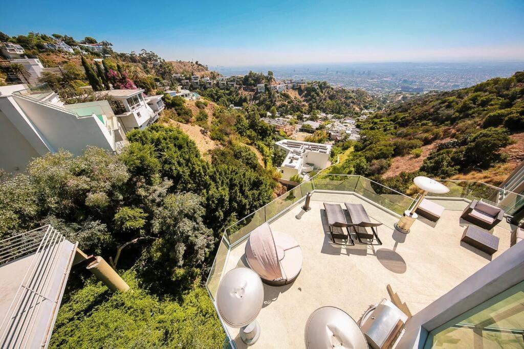 Hollywood Hills Modern Sanctuary-jaw Dropping View Villa Los Angeles
